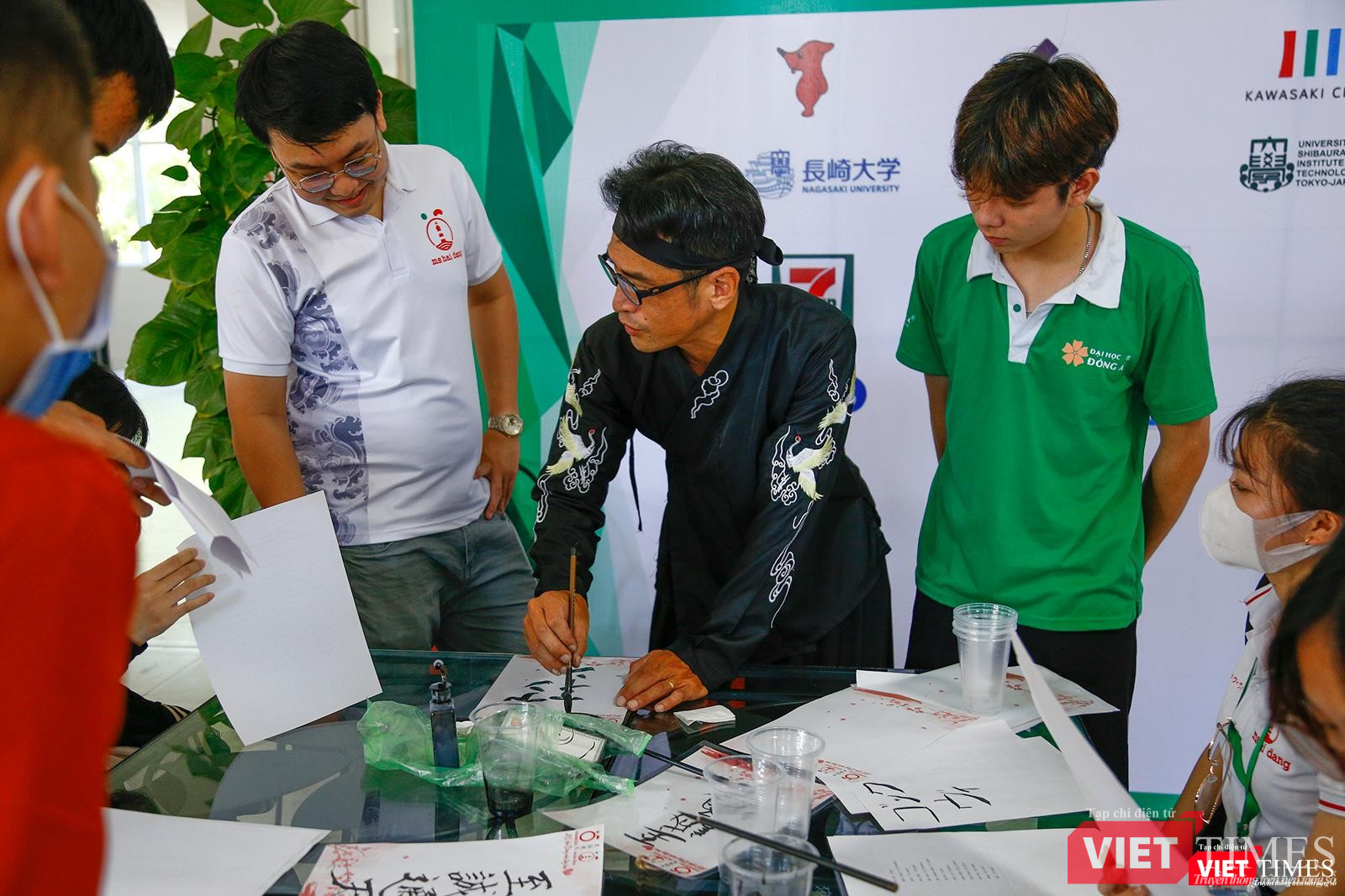 "Ông đồ Nhật Bản"