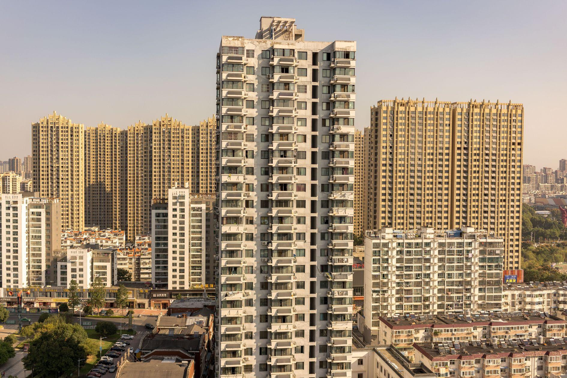 Một khu chung cư ở Lục An, tỉnh An Huy, Trung Quốc (Ảnh: WSJ) Một khu chung cư ở Lục An, tỉnh An Huy, Trung Quốc (Ảnh: WSJ)