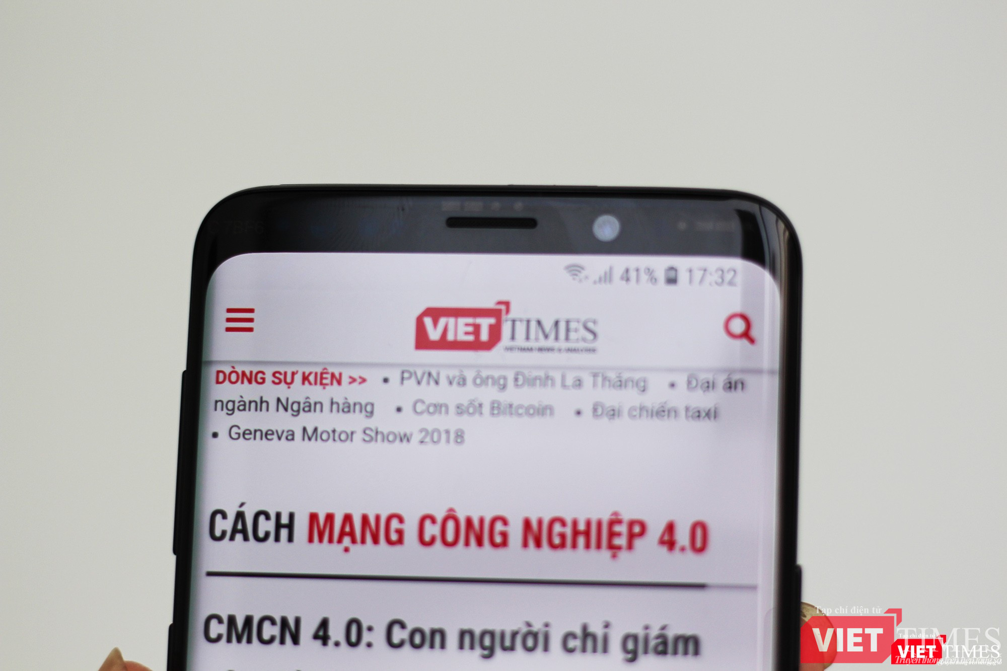 Trên tay chiếc Galaxy S9 xuất hiện tại Việt Nam ảnh 3