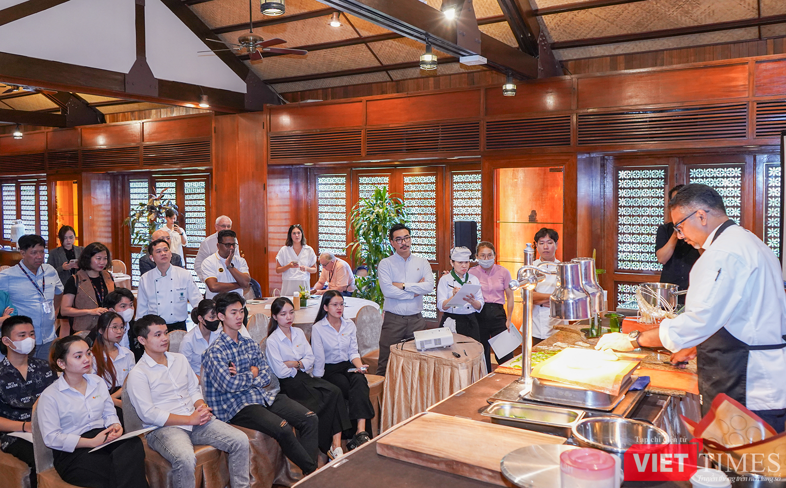 vt_nghe thuat che tac duong 1.png