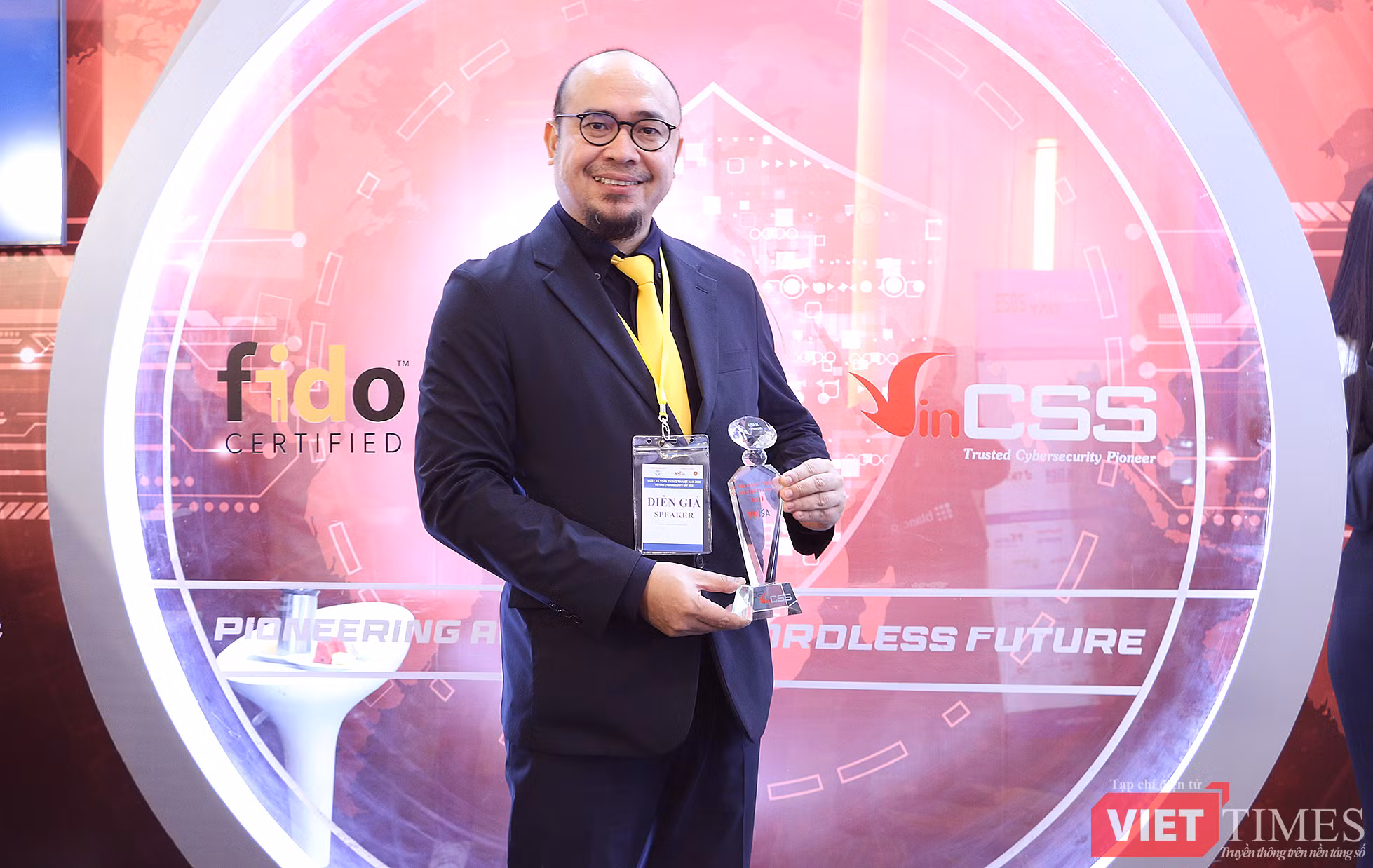 vt_Philip Hung Cao 2.jpg