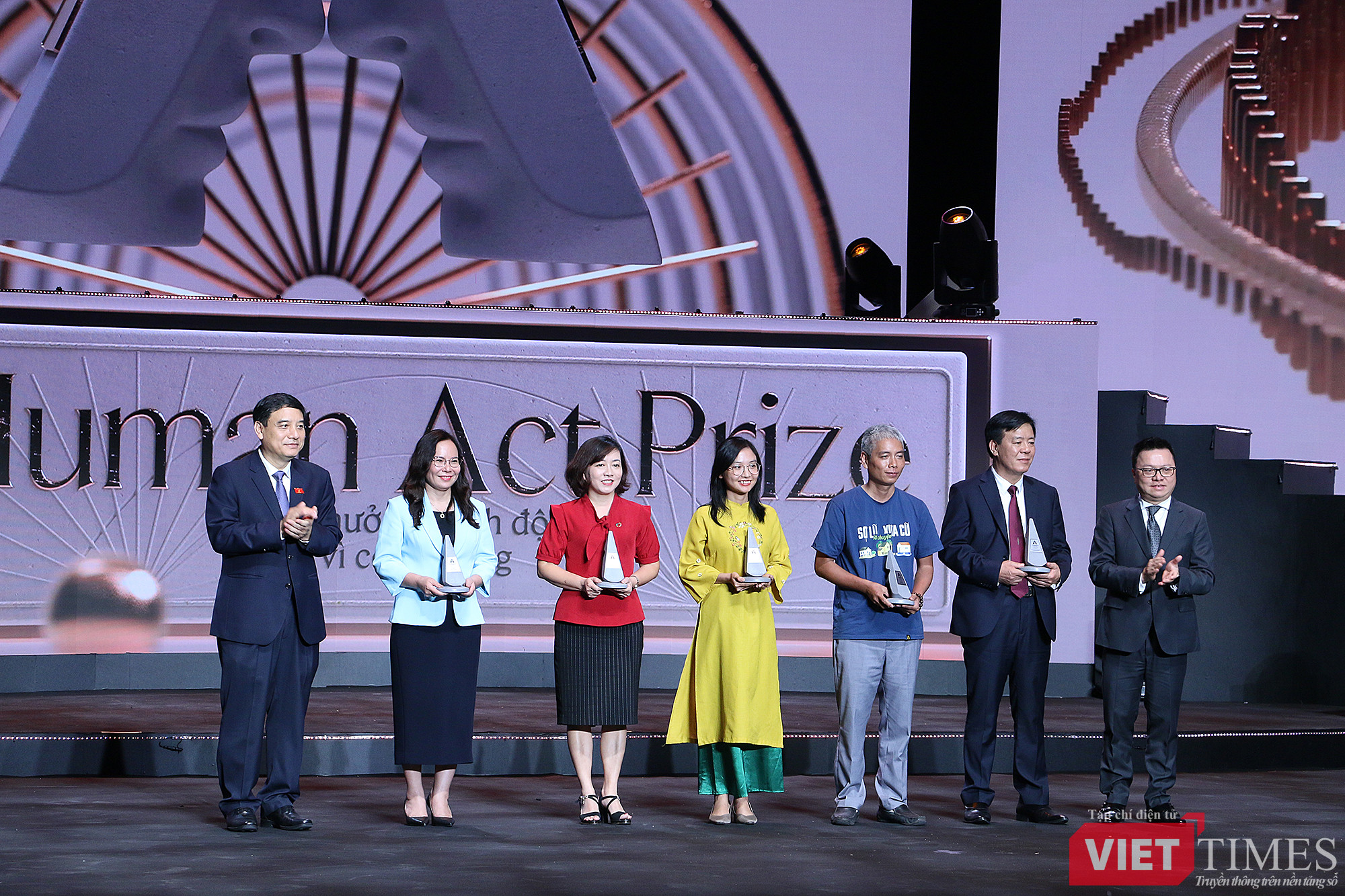 vt_vi cong dong 6.jpg