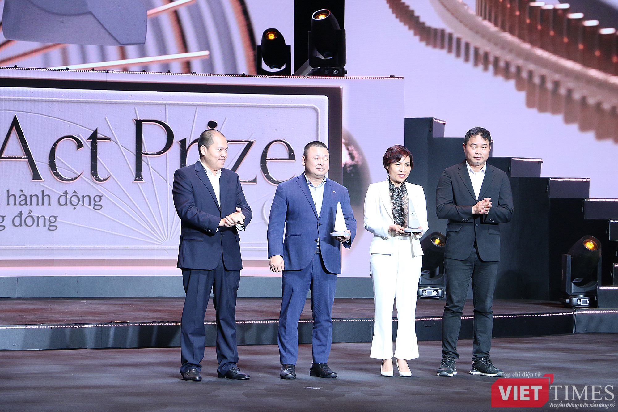 vt_vi cong dong 2.jpg