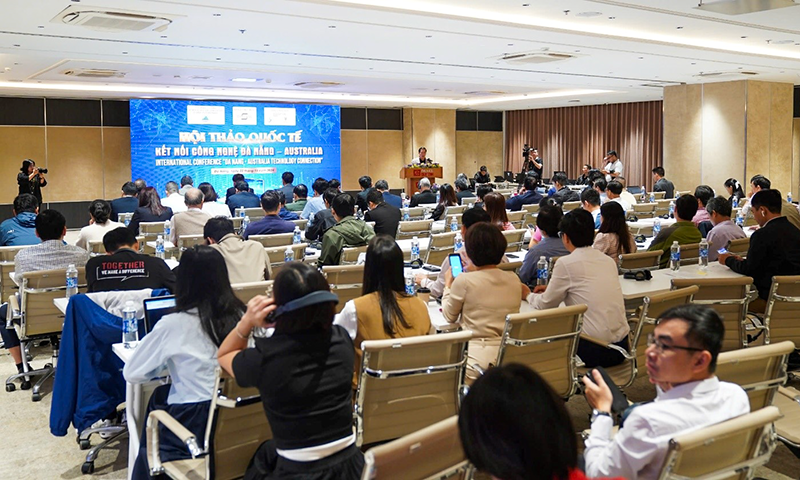 Quang cảnh Hội thảo quốc tế “Kết nối công nghệ Đà Nẵng – Australia” do Trung tâm Hỗ trợ khởi nghiệp đổi mới sáng tạo (Sở KH&amp;CN TP Đà Nẵng) phối hợp với Ban Quản lý Khu công nghệ cao và các khu công nghiệp Đà Nẵng tổ chức. Ảnh: Thi Quỳnh.