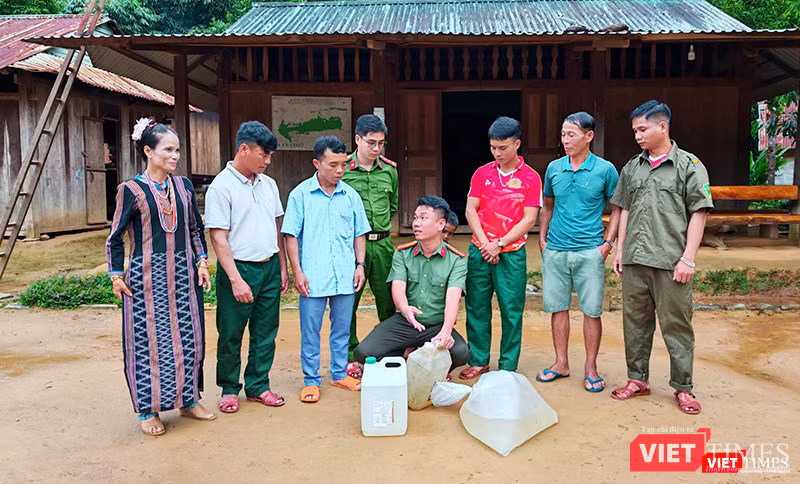 vt_ung pho bao 14.png