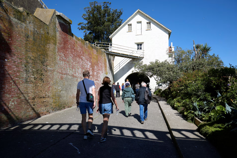 Nha tu Alcatraz 8.png