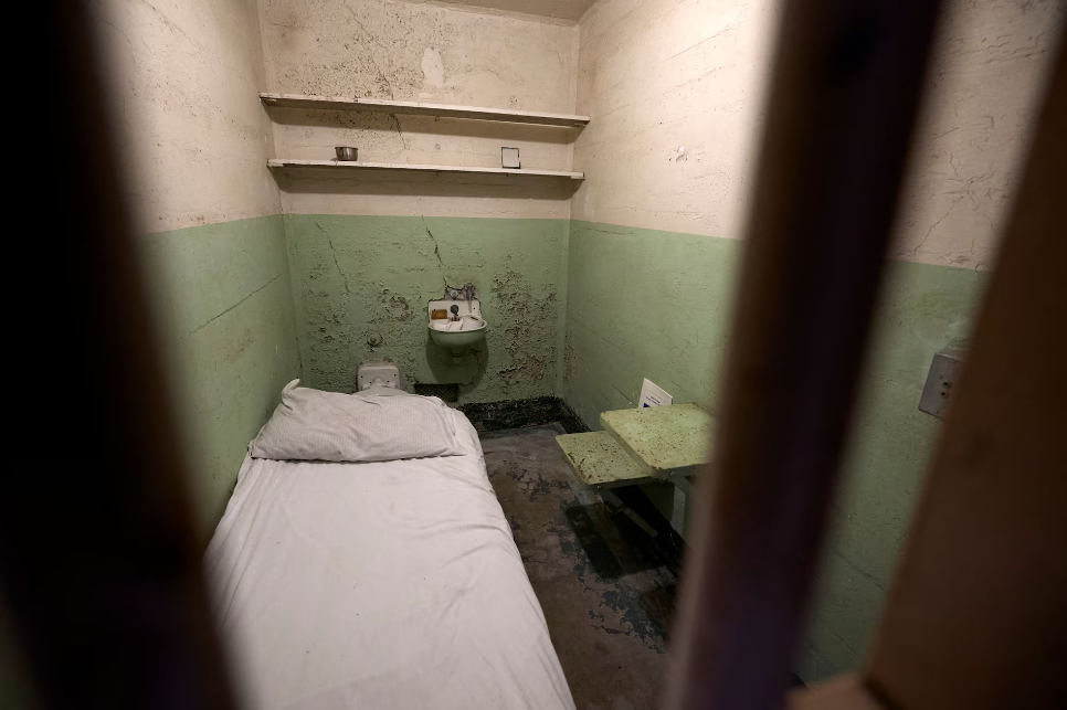 Nha tu Alcatraz 10.png