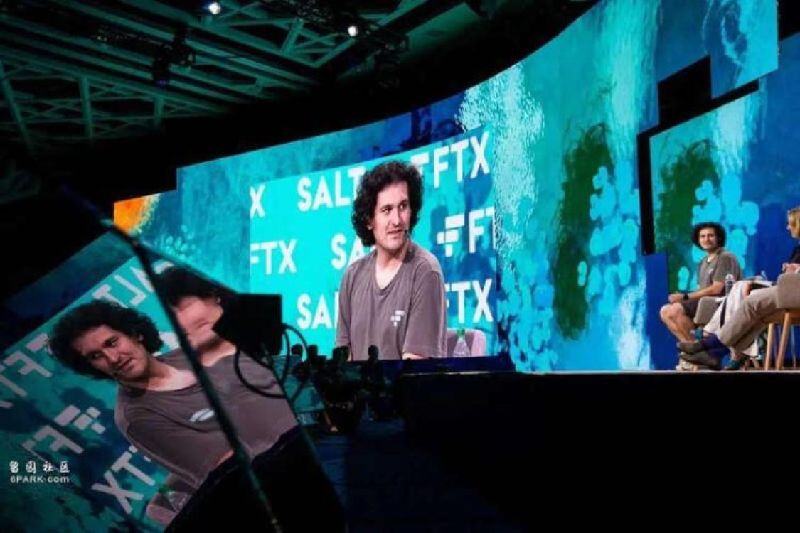 Voi SBF sup do, chu nghia vi tha cua gioi giau co sup theo.jpg