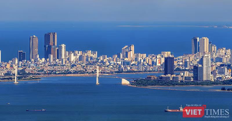 Năm 2025, GRDP của Đà Nẵng ước tăng 9,18%, đứng thứ 9/34 tỉnh thành và thứ 2/6 thành phố trực thuộc Trung ương.