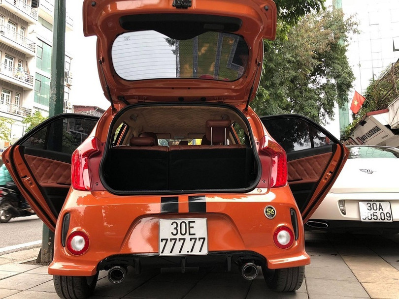 Đại gia Hà Nội chi hơn 2 tỷ mua Kia Morning biển ngũ quý 9