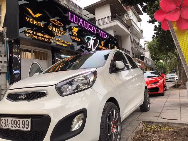 Đại gia Hà Nội chi hơn 2 tỷ mua Kia Morning biển ngũ quý 9 ảnh 5 Đại gia Hà Nội chi hơn 2 tỷ mua Kia Morning biển ngũ quý 9