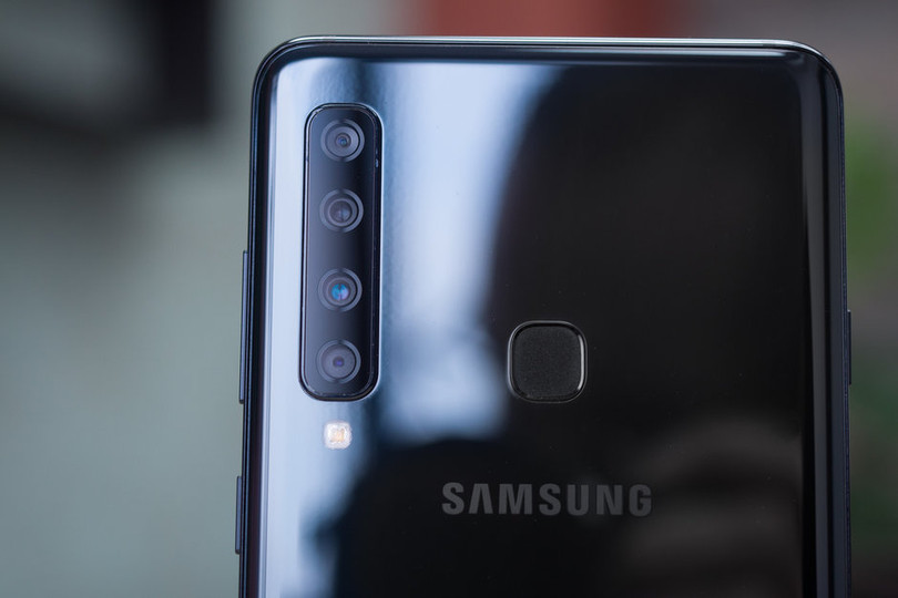 Galaxy Note 10 sẽ có cụm 3 camera nằm dọc giống như Galaxy A9 (ảnh Phone Arena)