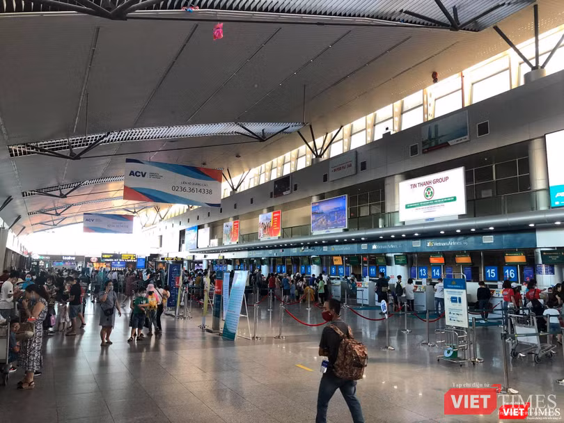 Hình ảnh tại ga đi (Departures) sân bay Đà Nẵng