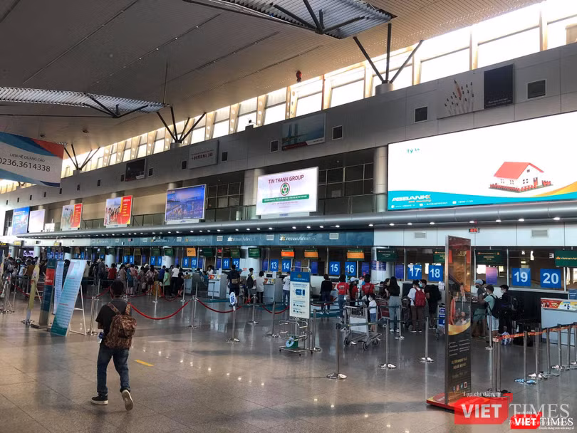 Hình ảnh tại ga đi (Departures) sân bay Đà Nẵng
