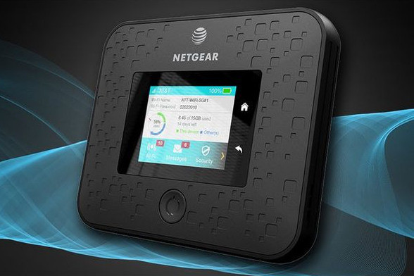 Thiết bị Netgear Nighthawk 5G (ảnh: Phone Arena) Thiết bị Netgear Nighthawk 5G (ảnh: Phone Arena)