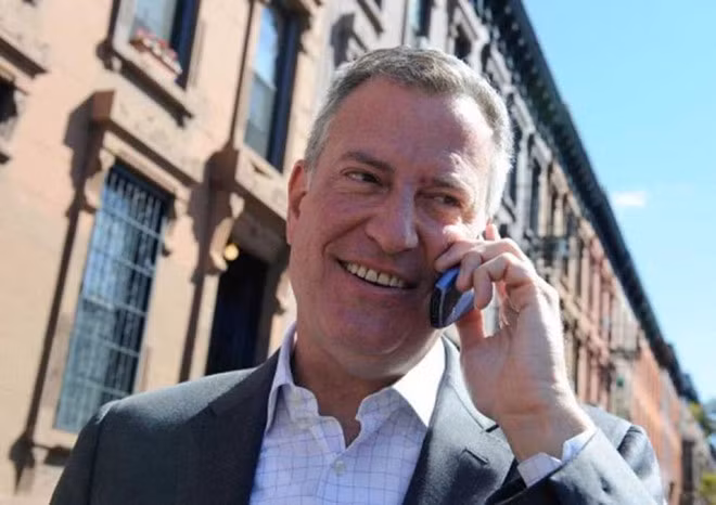 Đừng nghĩ điện thoại cơ bản đã hết thơì22