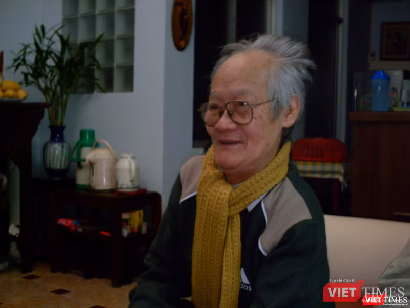 Nhà văn Viết Linh - tác giả các tập truyện khoa học giả tưởng "Quả trứng vuông" (1968), "Hành tinh kỳ lạ" (1990) và "Biển khơi vẫy gọi" (2010)