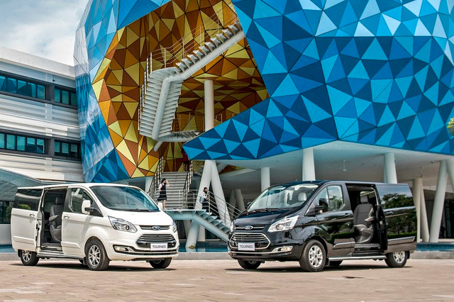Ford Tourneo sẽ có hai phiên bản tại Việt Nam Ford Tourneo sẽ có hai phiên bản tại Việt Nam