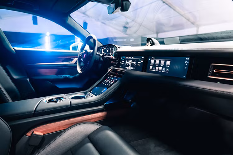 Nội thất xe có tùy chọn không sử dụng da động vật nhằm nhấn mạnh khái niệm thân thiện với môi trường Nội thất xe có tùy chọn không sử dụng da động vật nhằm nhấn mạnh khái niệm thân thiện với môi trường