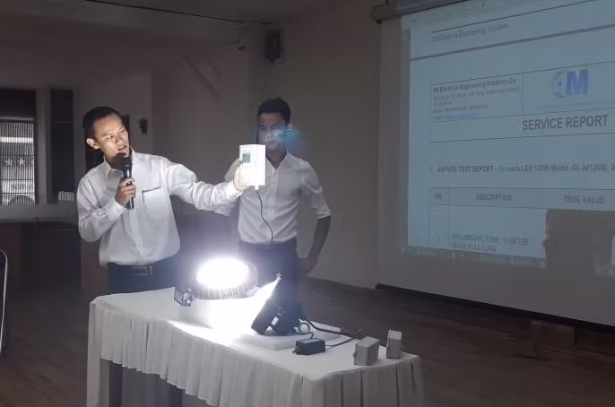 Nhà xưởng tiết kiệm điện với bộ điều khiển thông minh tự động tắt mở đèn - 2