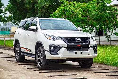Toyota Fortuner lắp ráp trong nước ra mắt hôm 6/6