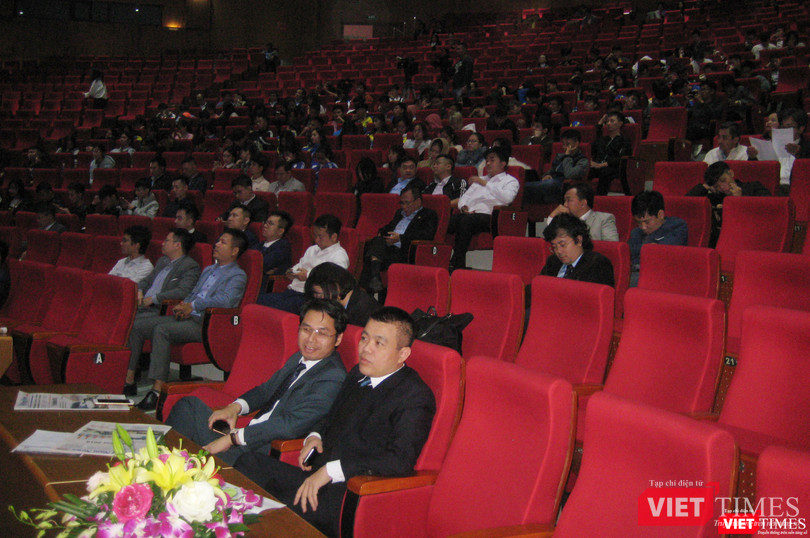 Hội thảo thu hút nhiều sinh viên tới lắng nghe