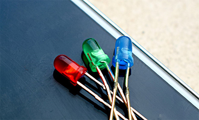 Công nghệ MicroLED còn lâu mới soán ngôi OLED? ảnh 2 Công nghệ MicroLED còn lâu mới soán ngôi OLED? - ảnh 2