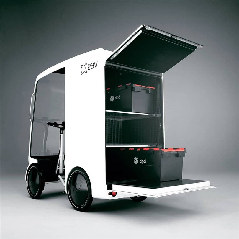 Thùng hàng phía sau giúp người dùng có thể chở đồ với số lượng lớn. Ảnh: Carcoops