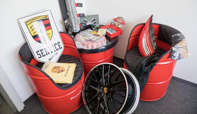 Các phụ tùng giả xe Posche có nguồn gốc từ Trung Quốc