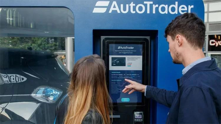 Quá trình mua xe được thực hiện qua một màn hình