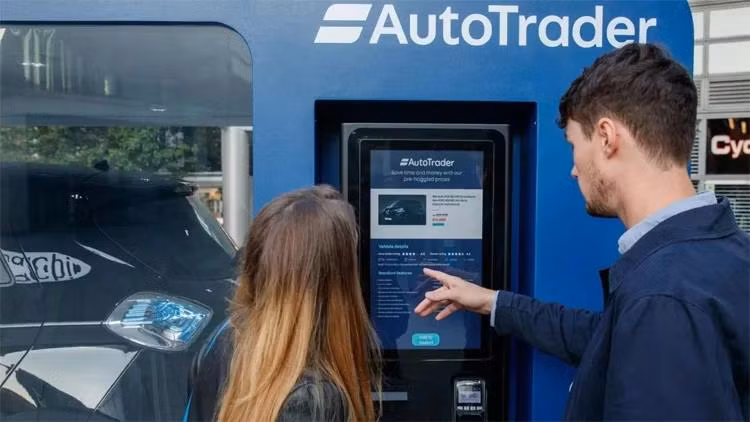 Quá trình mua xe được thực hiện qua một màn hình