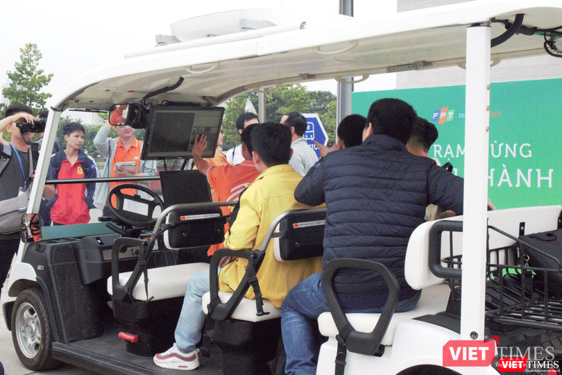 Trải nghiệm xe tự hành của FPT
