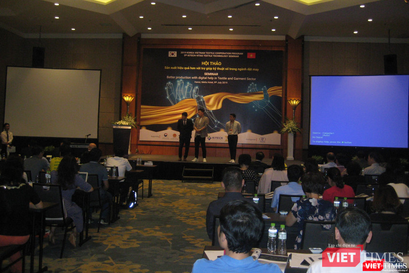 Các chuyên gia Hàn Quốc trong phần hỏi đáp về ứng dụng các công nghệ mới tại hội thảo Các chuyên gia Hàn Quốc trong phần hỏi đáp về ứng dụng các công nghệ mới tại hội thảo