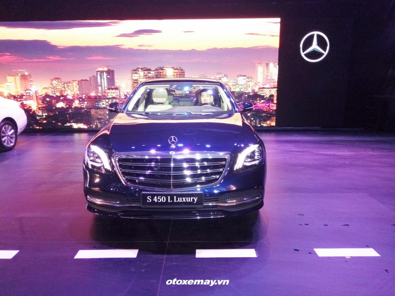 Một mẫu xe của Mercedes Một mẫu xe của Mercedes