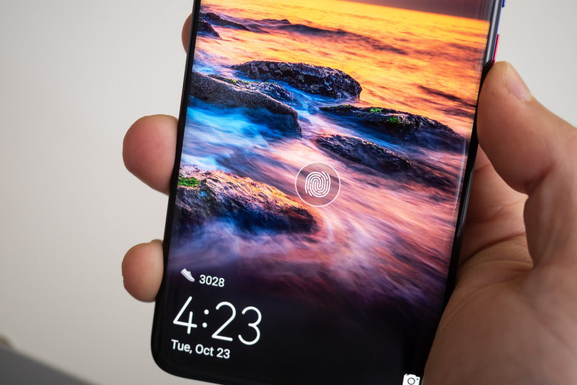 (ảnh: Phone Arena) (ảnh: Phone Arena)