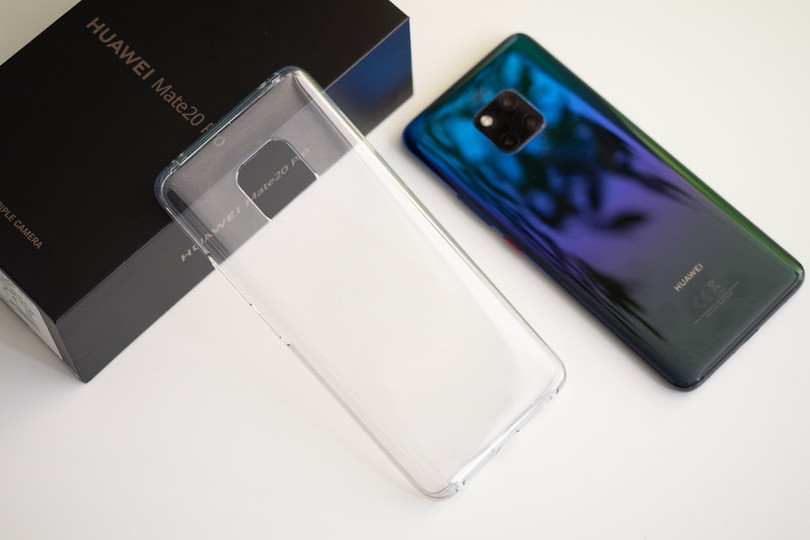 (ảnh: Phone Arena) (ảnh: Phone Arena)