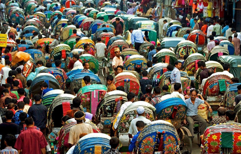 Tắc đường xích lô tại Bangladesh