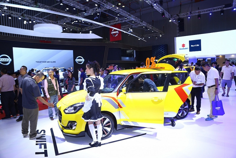 Khách hàng mua xe tại VMS 2019 sẽ được Suzuki ưu đãi lãi suất 0% trong vòng 6 tháng đầu khi vay qua các ngân hàng liên kết BIDV, TPBank, VPBank, nhận thêm nhiều ưu đãi khác
