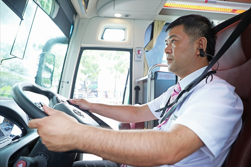 Thiết bị phát hiện buồn ngủ được trang bị cho các tài xế. Ảnh: Tô Thế Thiết bị phát hiện buồn ngủ được trang bị cho các tài xế. Ảnh: Tô Thế