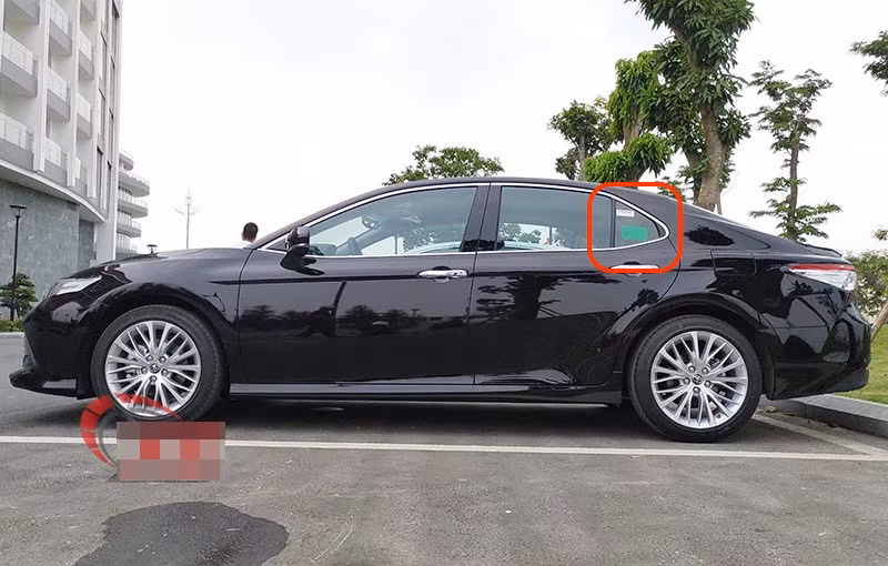 Vị trí cột C trên ôtô. Ảnh BD Vị trí cột C trên ôtô. Ảnh BD