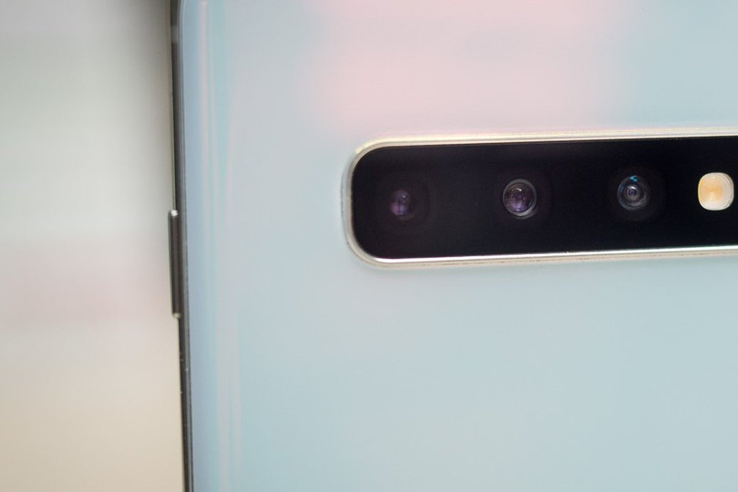 Nút nguồn bên cạnh máy sẽ biến mất? (ảnh Phone Arena) Nút nguồn bên cạnh máy sẽ biến mất? (ảnh Phone Arena)