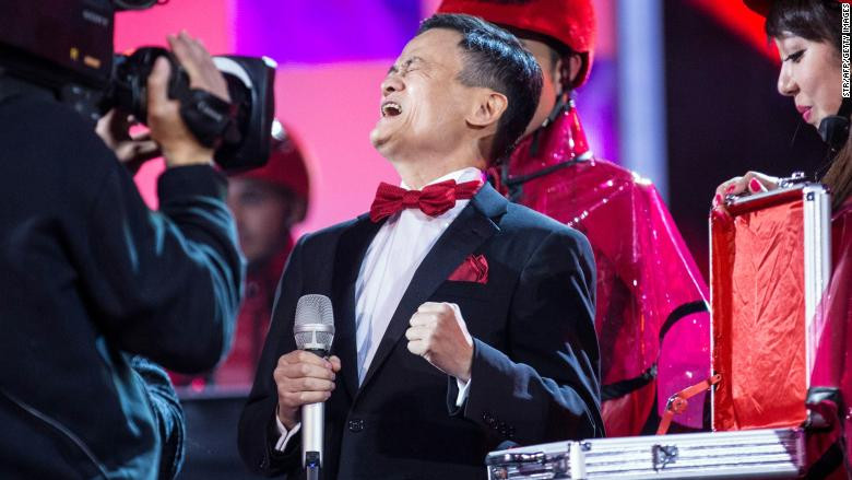 Trong những năm gần đây, Jack Ma đã tham gia vào các lễ hội “Singles Day” của Alibaba, nhiều người xem đây là sự kiện quảng cáo bán lẻ trực tuyến lớn nhất thế giới (Ảnh CNN) Trong những năm gần đây, Jack Ma đã tham gia vào các lễ hội “Singles Day” của Alibaba, nhiều người xem đây là sự kiện quảng cáo bán lẻ trực tuyến lớn nhất thế giới (Ảnh CNN)