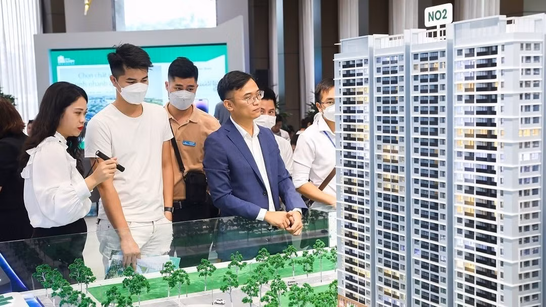 Hết thời hạn ưu đãi, người mua nhà đau đầu vì lãi suất thả nổi tăng