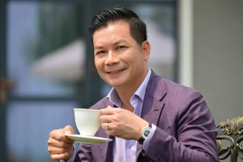 Shark Hưng nói gì về việc công an xuất hiện ở Hyra Holdings?