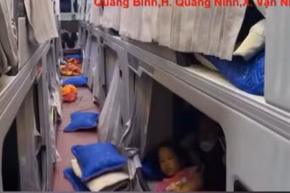 Nhồi nhét kinh hoàng, tài xế và chủ xe khách bị phạt 165 triệu đồng