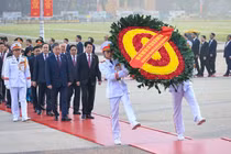 Lãnh đạo Đảng, Nhà nước vào Lăng viếng Chủ tịch Hồ Chí Minh trước thềm Đại hội XIV