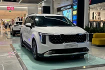 Toyota Camry và loạt xe hybrid giảm giá trước thềm 2026