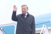 Tổng bí thư Tô Lâm tại sân bay quân sự Andrews hôm 18/2. Ảnh: TTXVN