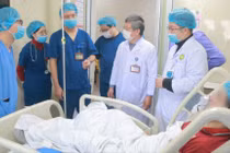 Chạy đua từng phút cứu 15 nạn nhân vụ cháy ở Trần Cung