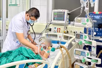 Chủ quan với cúm B, nhiều bệnh nhân phải thở máy sau vài ngày